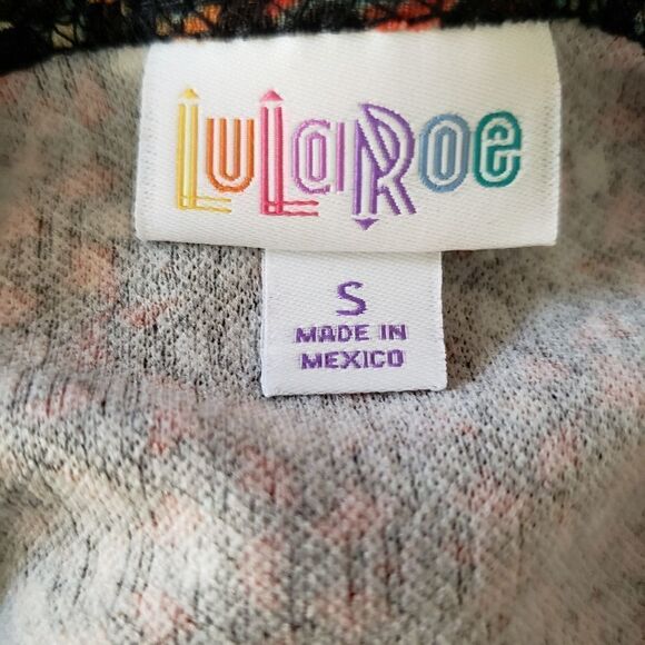 Lularoe nicole geometric diamond pattern small - Picture 2 of 6